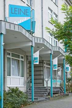 www.leinehotel-goe.de