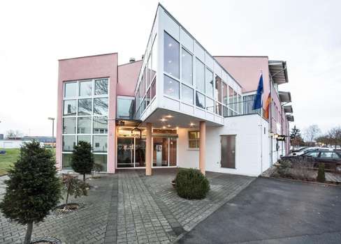 www.hotel-waldstrasse.de