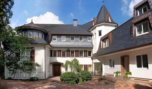www.gaestehaus-falkenberg.de