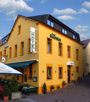 www.hotelsaarblick.de