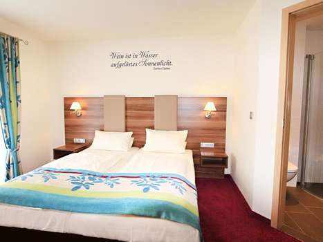 www.hotel-altdeutsche-weinstube.de