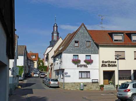 www.hotel-gasthaus-altebruecke.de