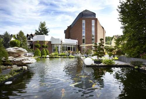 www.rheinhotel-larus.de
