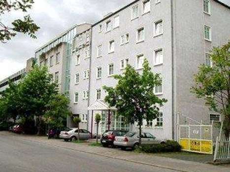 www.hotel-darmstadt.com
