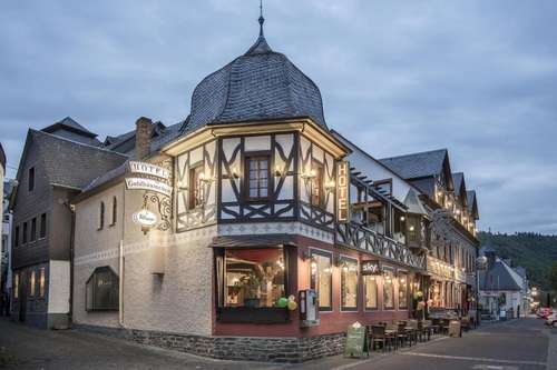www.goldbaeumchen-mosel.de