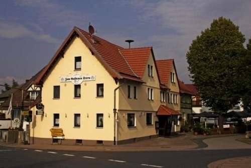 www.zumgoldenenstern-gala.de
