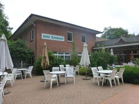 www.hotel-tanneneck.com