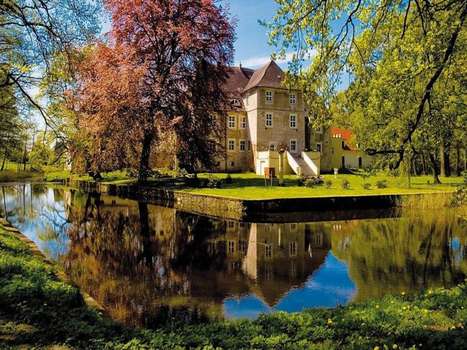 www.wasserschloss-mellenthin.de