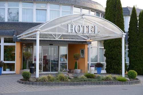 www.hotelpark-koenigshof.de