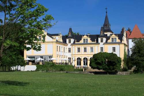 www.schloss-liebenberg.de