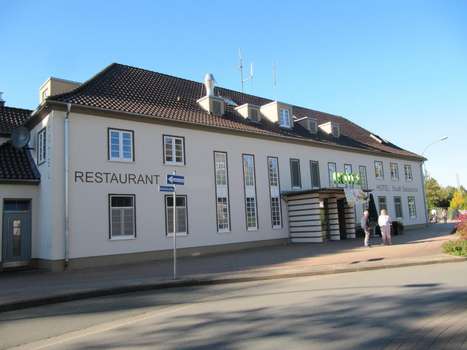 www.hotelstadtsteinheim.de