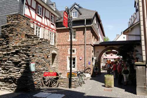 www.altesstadttor.de
