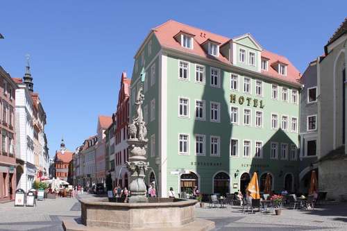 www.hotelschwibbogen.de