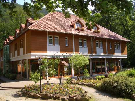 www.kurparkhotel-ilsenburg.de