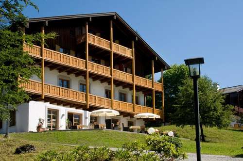 www.alpenvilla-berchtesgaden.com