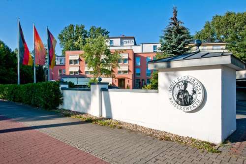 www.hotel-barbarossa.com