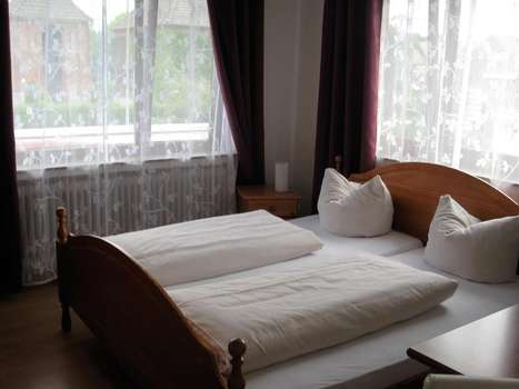 www.hotel-cafecaro.de