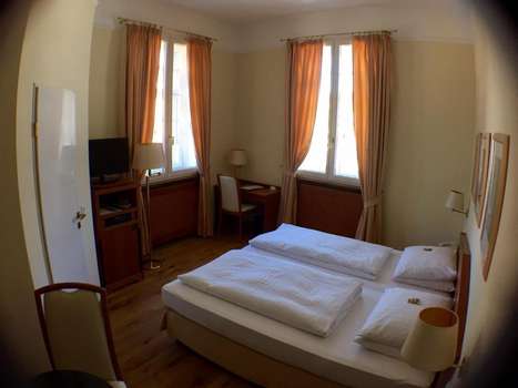 www.hotelzumerbprinzen.de