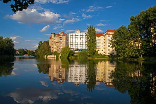 www.hotel-seehof-berlin.de