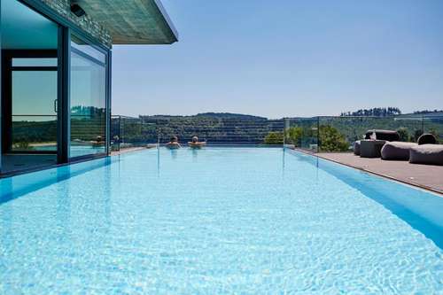 www.hotel-seegarten.com