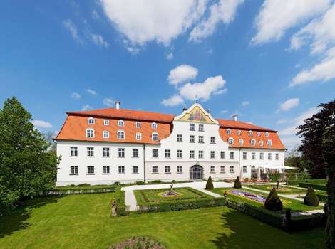 www.schloss-lautrach.de