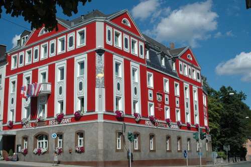 www.hotel-strauss-hof.de