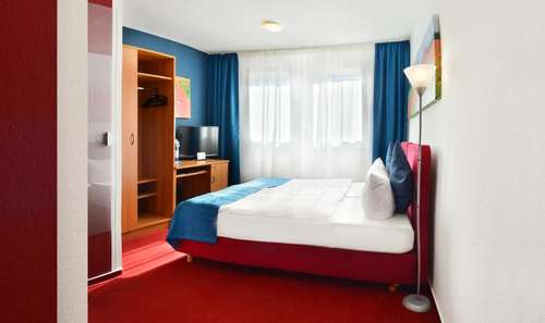 www.centrahotel.de