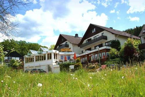 www.hotel-puester.de