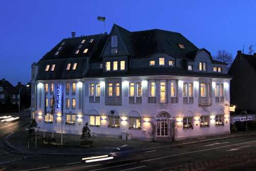www.hotel-moerser-hof.de