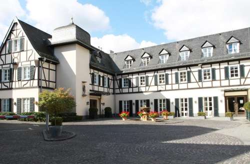 www.rheinhotel-schulz.de