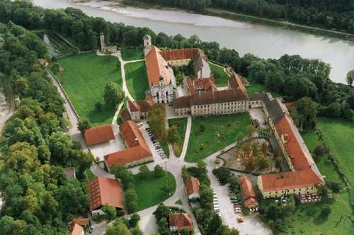 www.klostergasthof.com
