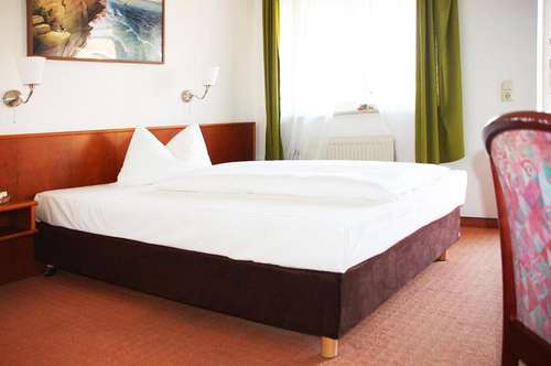 www.hotel-rostocker-tor.de