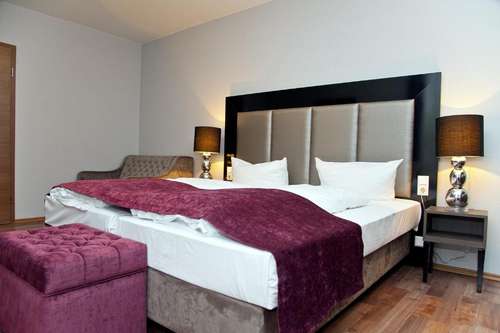 www.villa-am-wasserpark.com