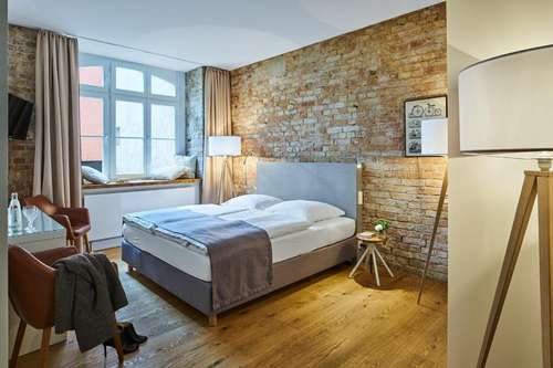 www.hotelas.com