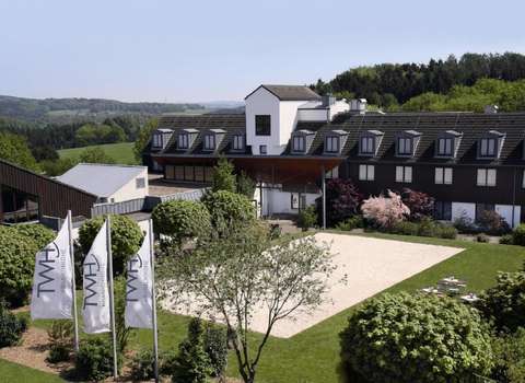 www.transworldhotels.com