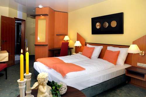 www.hotelsperling.de