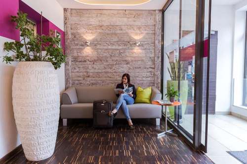 www.hotel-arooma.de