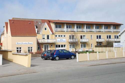 www.hotelstrandly.dk