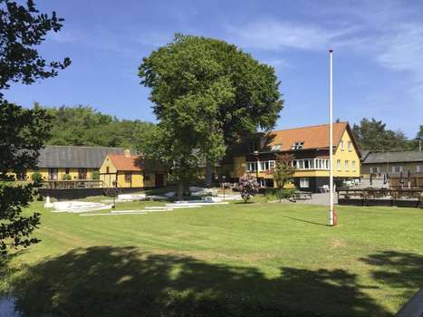 www.hotelskovly.dk