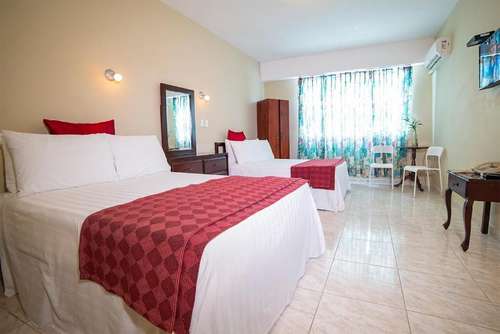 www.hotelrealbellavista.com