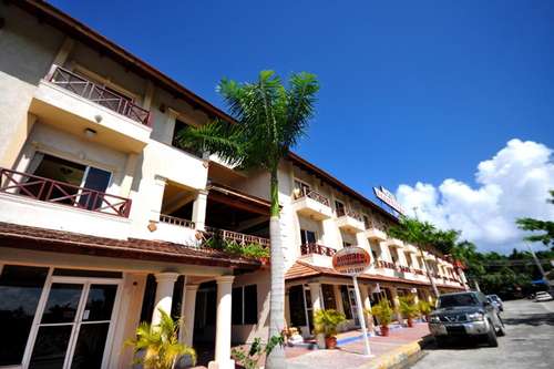 www.hotelcasinoflamboyan.com