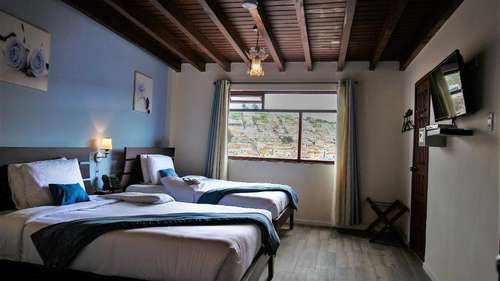 www.hotelcolonialsanagustin.com