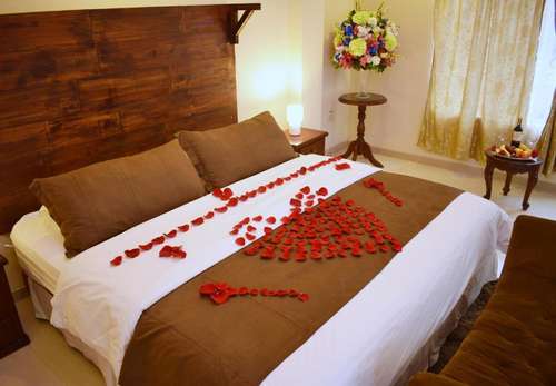 www.hotelmeraki.com