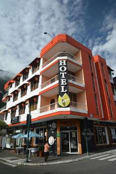 www.hotelflordeoriente.com