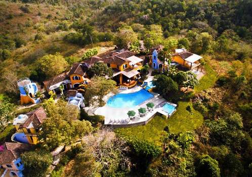 www.mantarayalodge.com