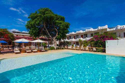 www.galapagoshotelfiesta.com