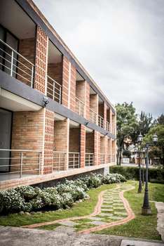 www.venuebatanhotel.com
