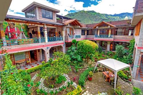 www.laflorestahotel.com