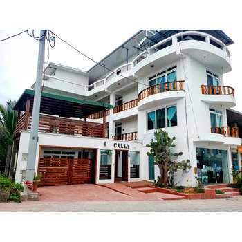 www.hotelcallygalapagos.com