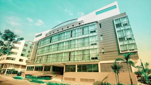 www.hotelpuertopacifico.com